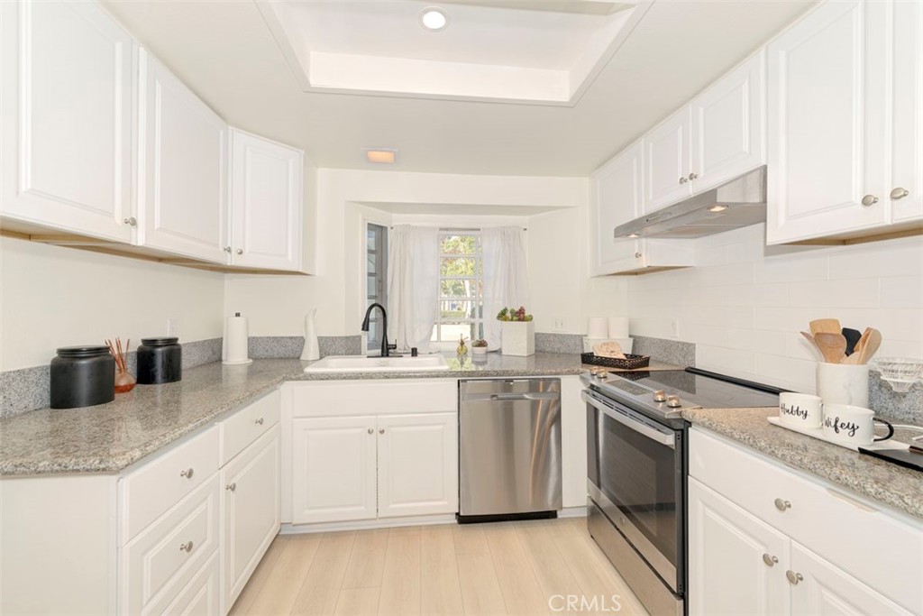 3341 Calle La Veta Property Photo 13