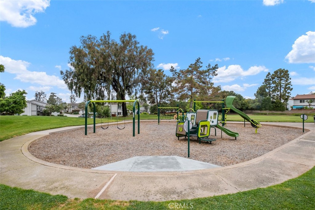 3341 Calle La Veta Property Photo 43