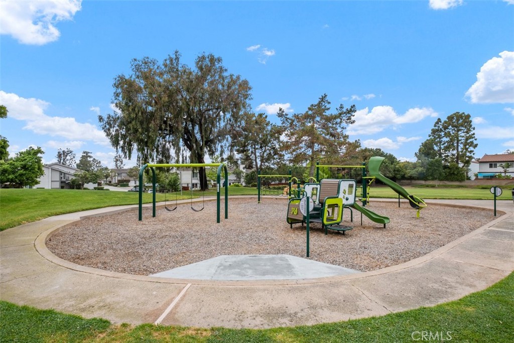 3341 Calle La Veta Property Photo 45