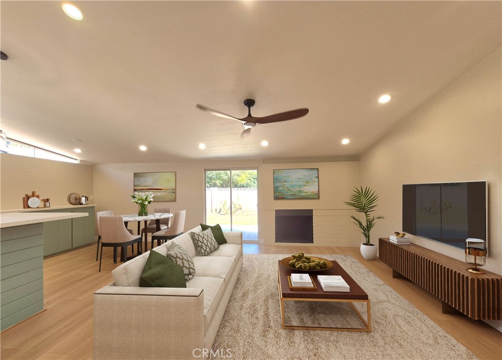 2524 E Santa Fe Avenue Property Photo 1