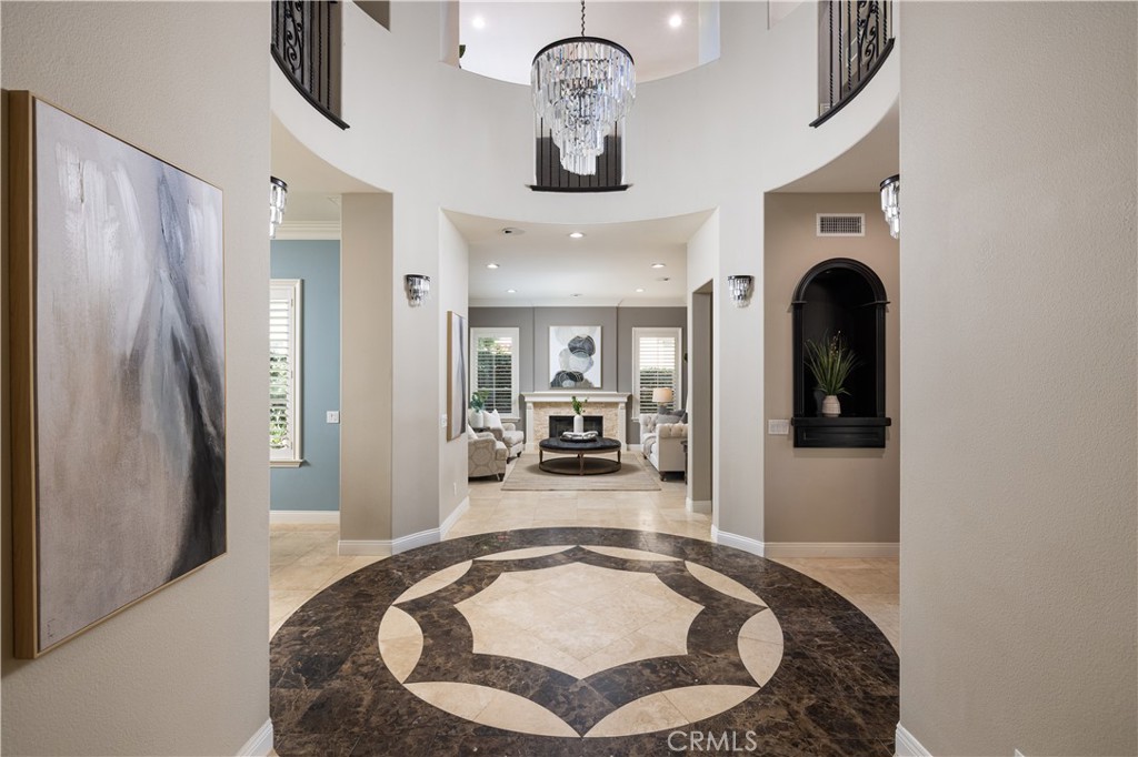 15 Keats Court Property Photo 3