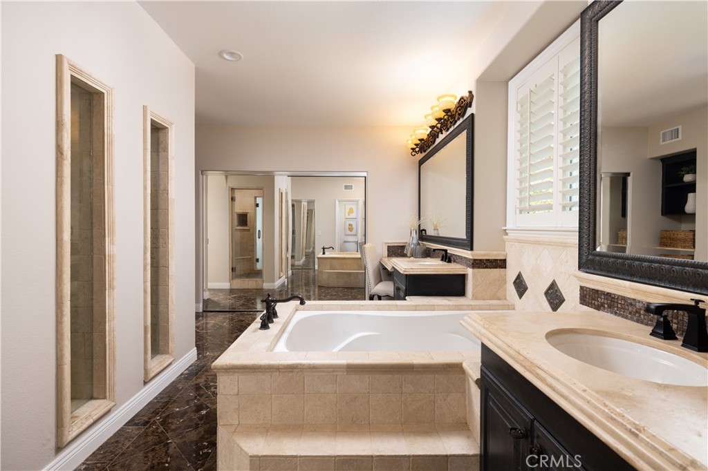 15 Keats Court Property Photo 21