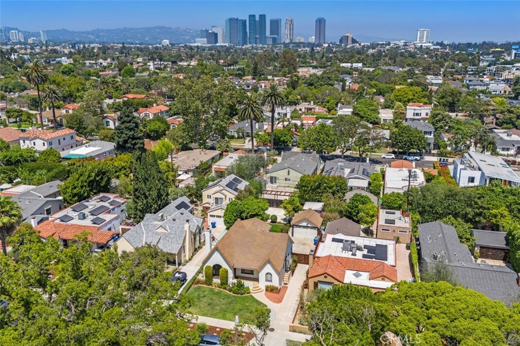 2340 Camden Avenue Property Photo 1