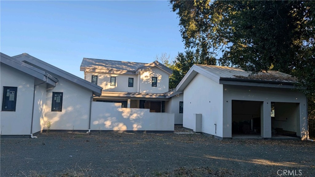 1003 Charter Oak Avenue Property Photo 1