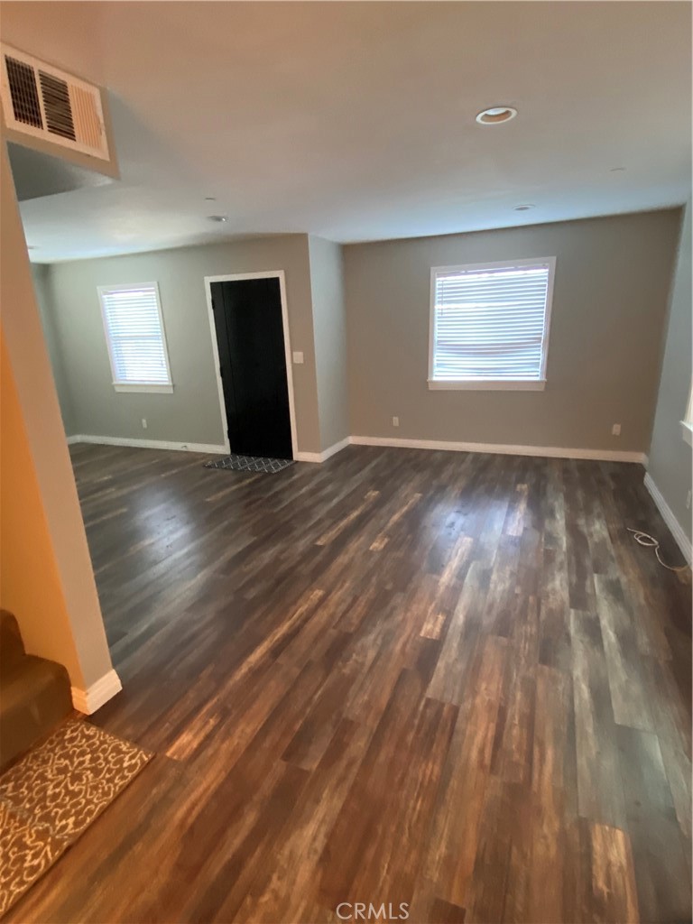 1431 Beacon Property Photo 6