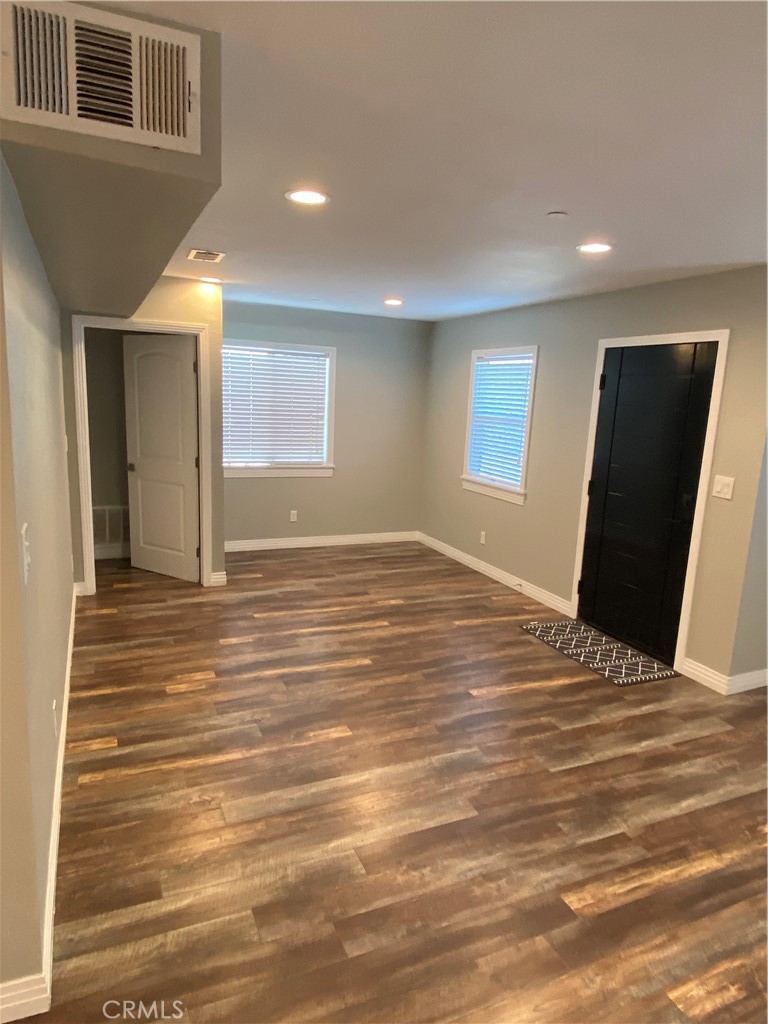 1431 Beacon Property Photo 8