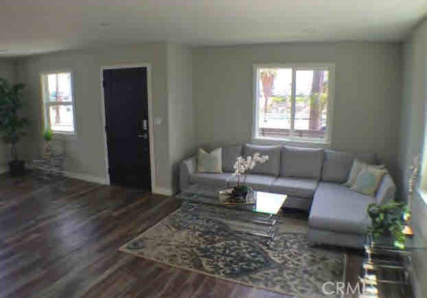 1431 Beacon Property Photo 9