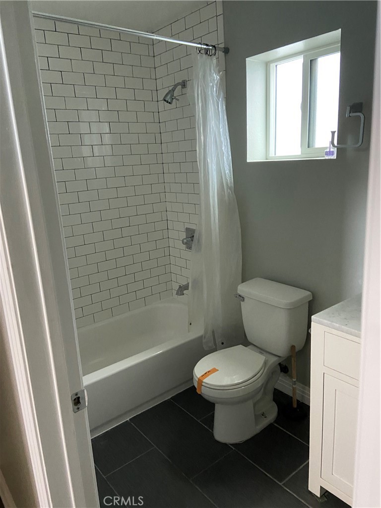 1431 Beacon Property Photo 23