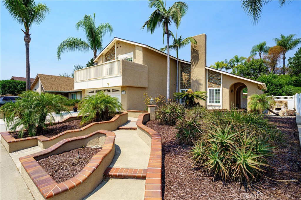 23251 Via Guadix Property Photo 1