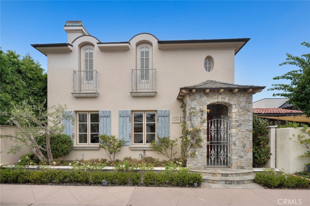 129 Via Waziers Property Photo 1