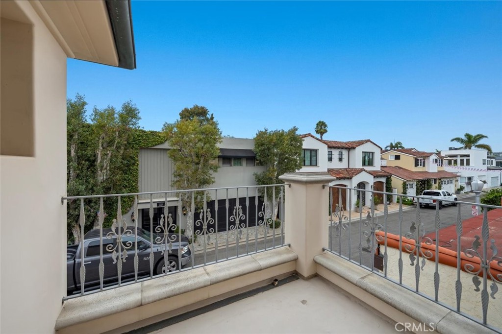 129 Via Waziers Property Photo 15