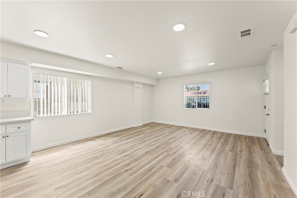 6828 Miramonte Boulevard Property Photo 6