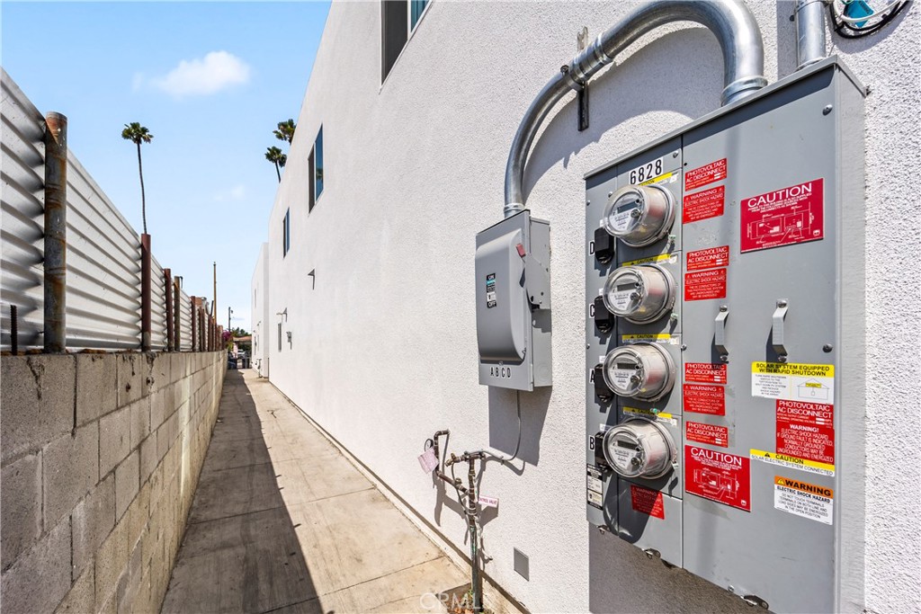 6828 Miramonte Boulevard Property Photo 23