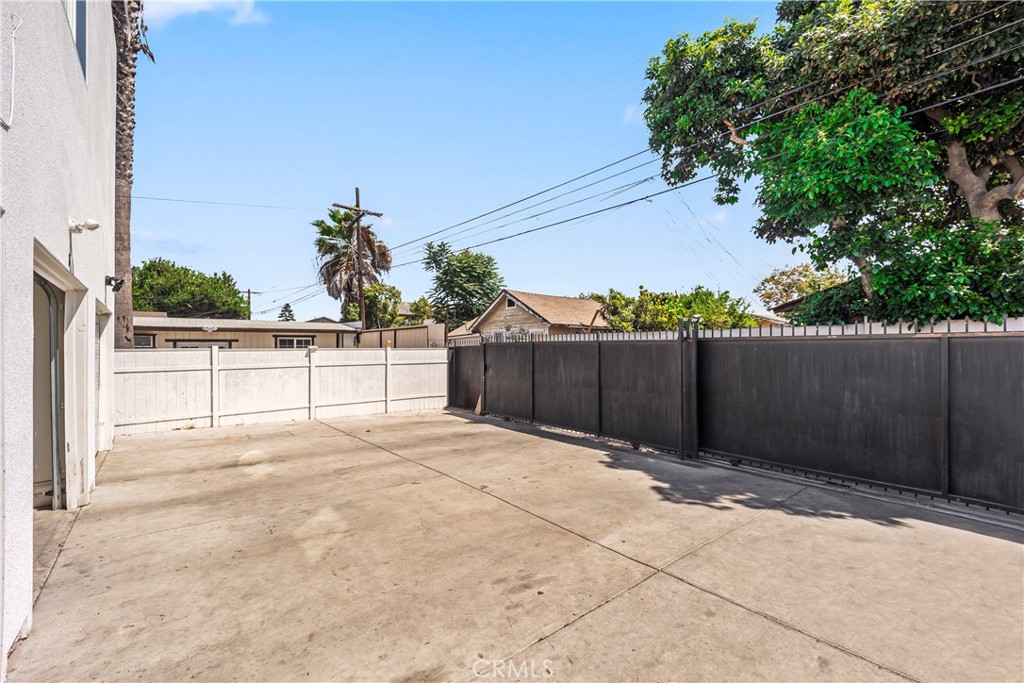 6828 Miramonte Boulevard Property Photo 24