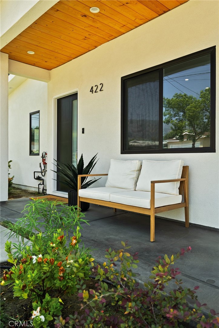 422 Almond Avenue Property Photo 2