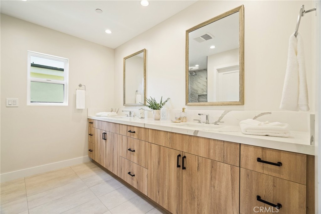 422 Almond Avenue Property Photo 15