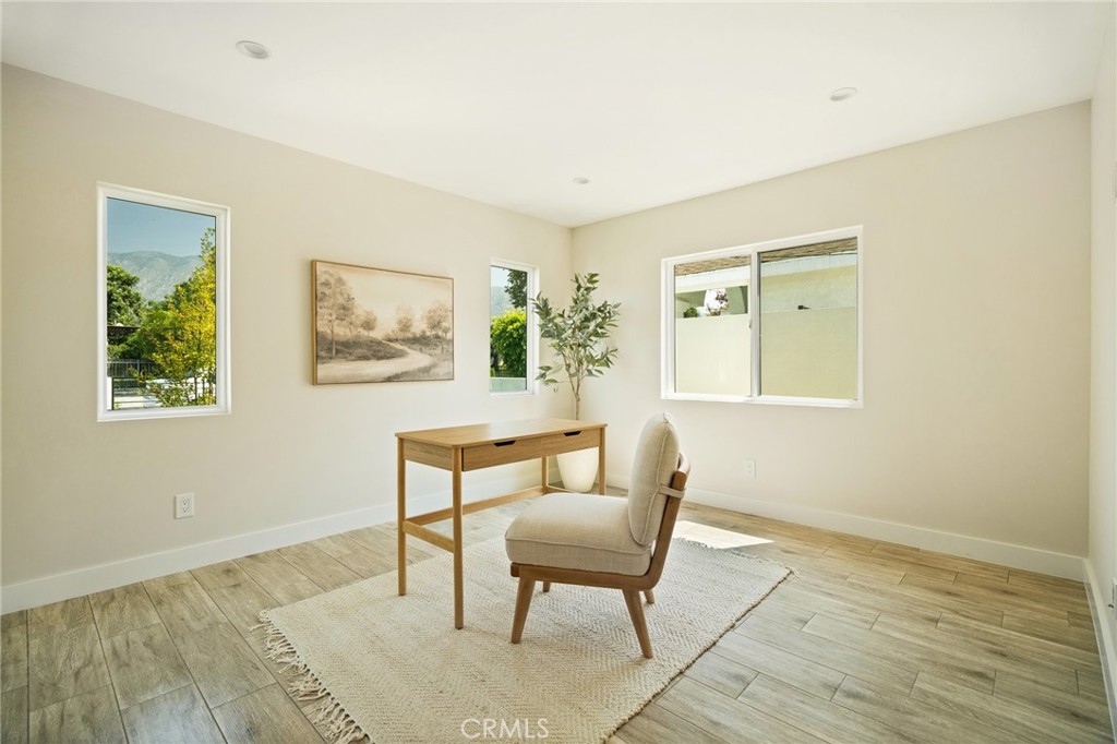 422 Almond Avenue Property Photo 17