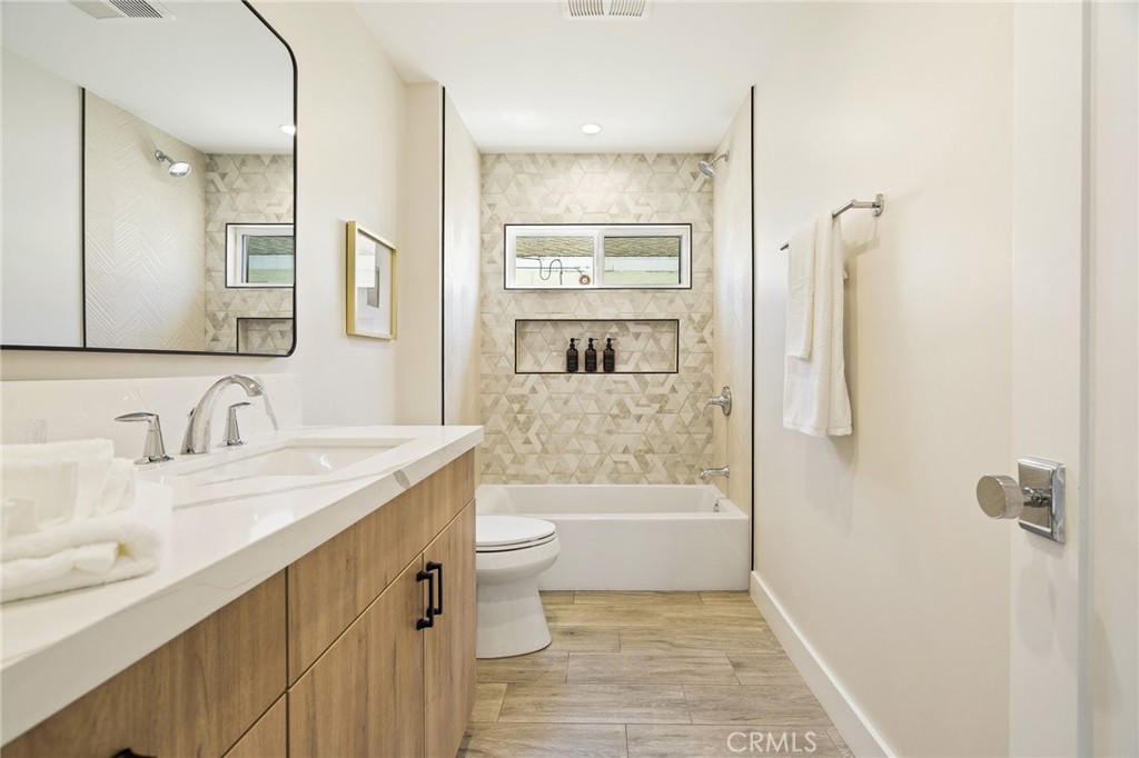 422 Almond Avenue Property Photo 19