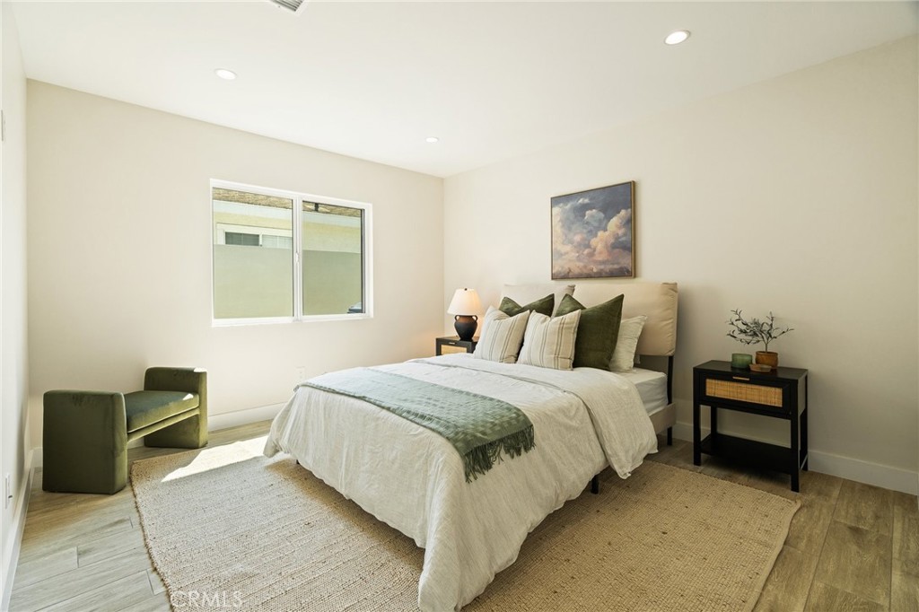 422 Almond Avenue Property Photo 20