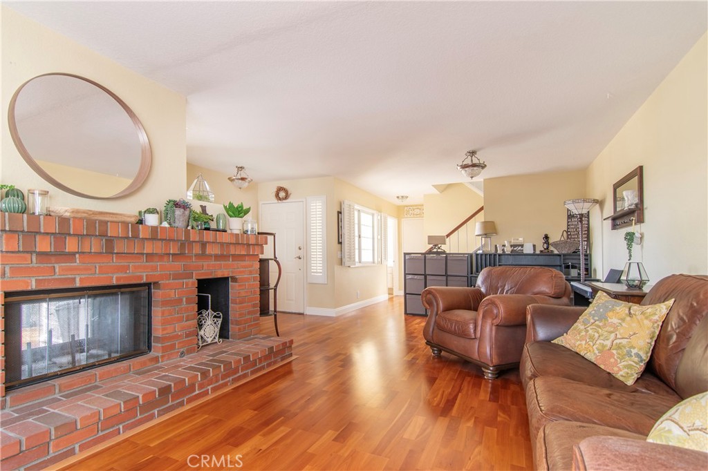 28242 Elmwood Property Photo 7