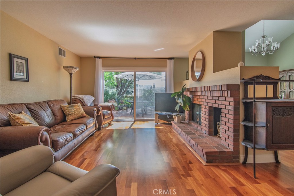 28242 Elmwood Property Photo 9