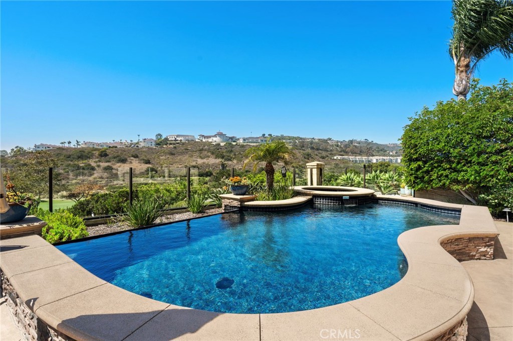 15 Vista Cielo Property Photo 5