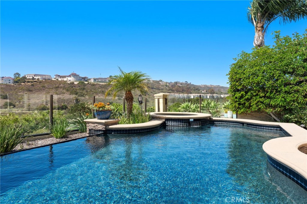 15 Vista Cielo Property Photo 6