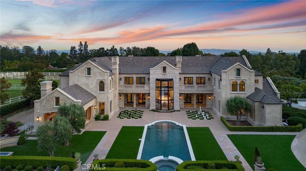 18 Dovetail Lane Property Photo 1