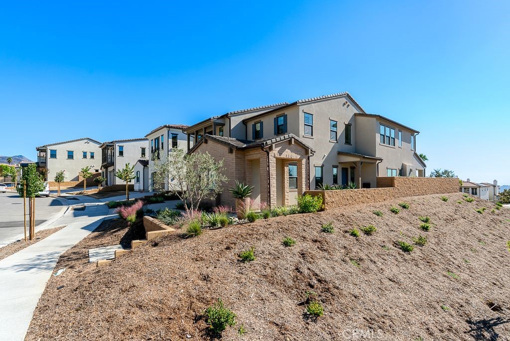 737 Via Arezzo Place Property Photo 2