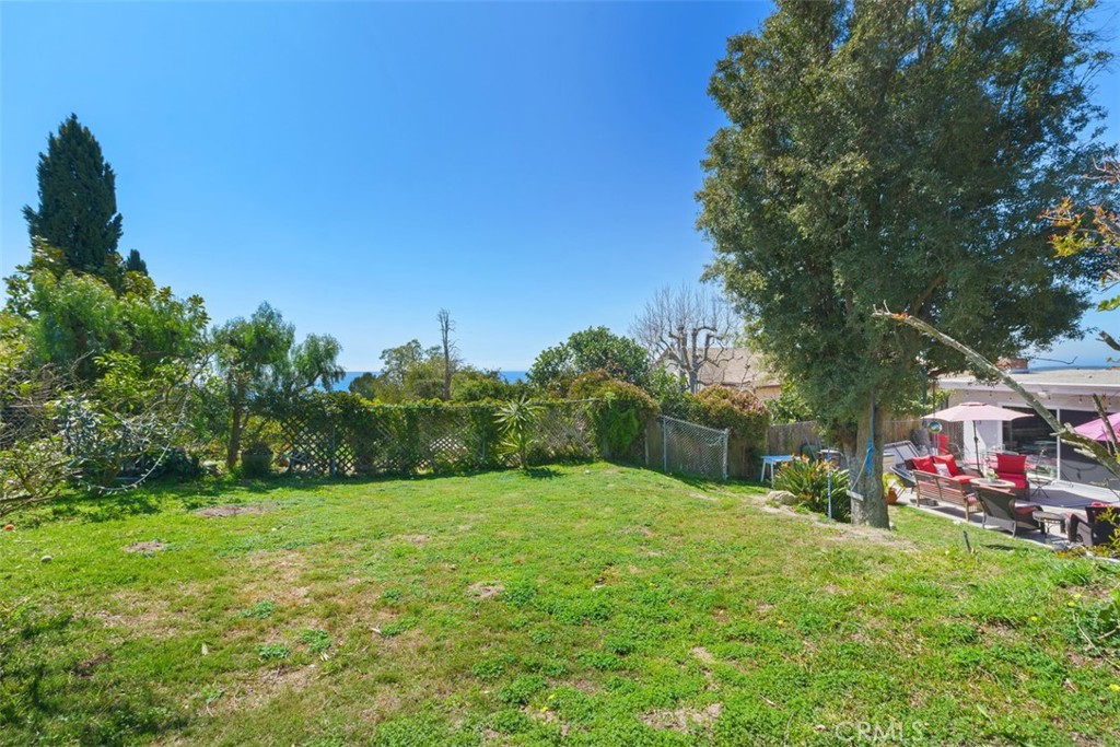 3068 Zell Drive Property Photo 32
