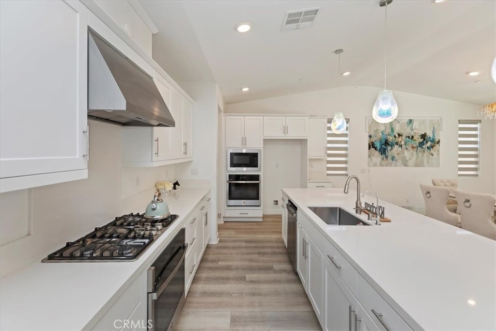 2690 Santa Fiora Drive Property Photo 7