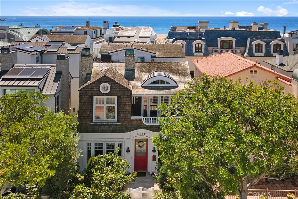 2149 E Ocean Boulevard Property Photo 1