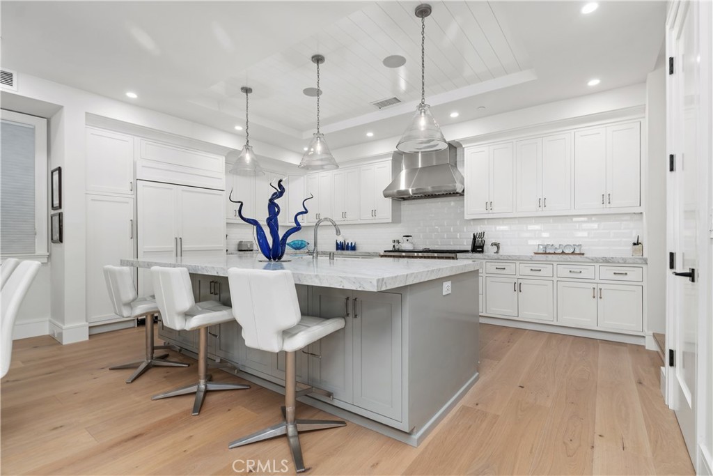 2149 E Ocean Boulevard Property Photo 24