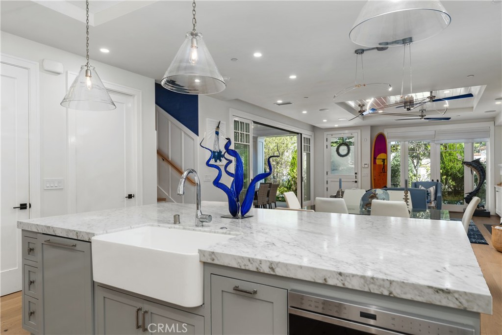 2149 E Ocean Boulevard Property Photo 28