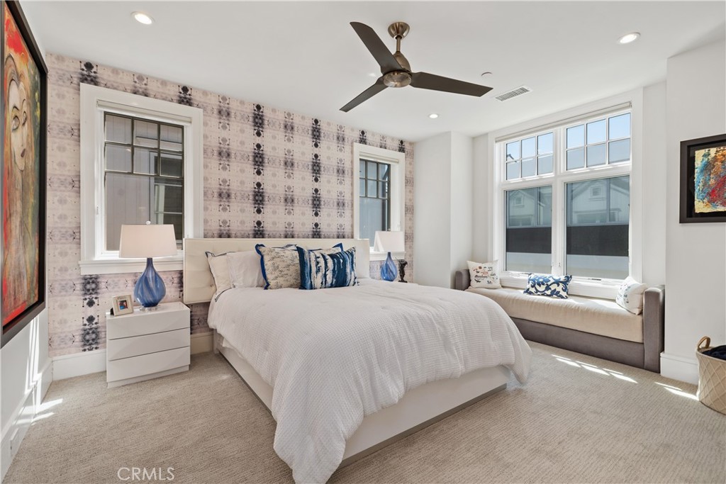 2149 E Ocean Boulevard Property Photo 38