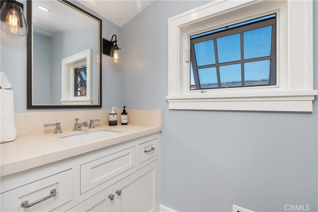 2149 E Ocean Boulevard Property Photo 44