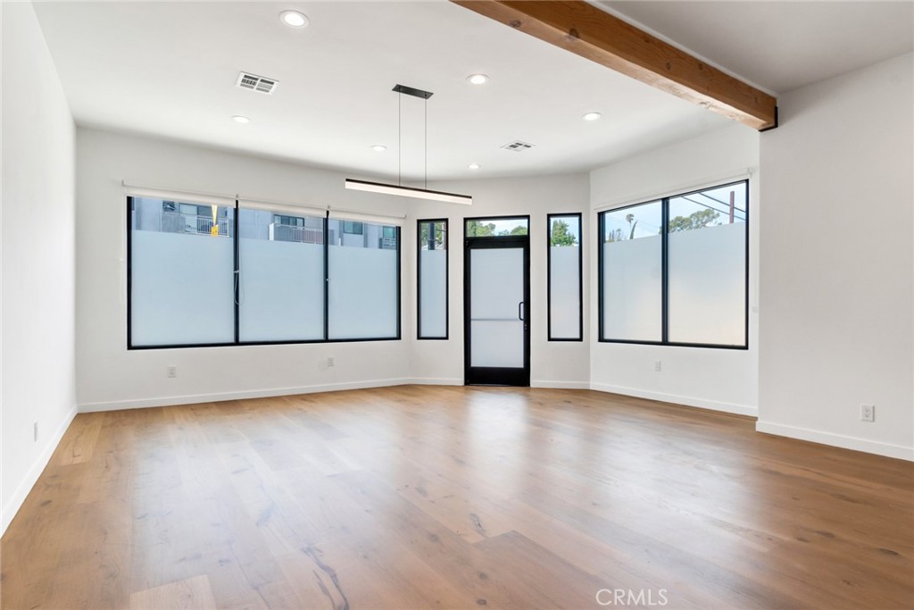 768 N Avenue 50 Property Photo 8