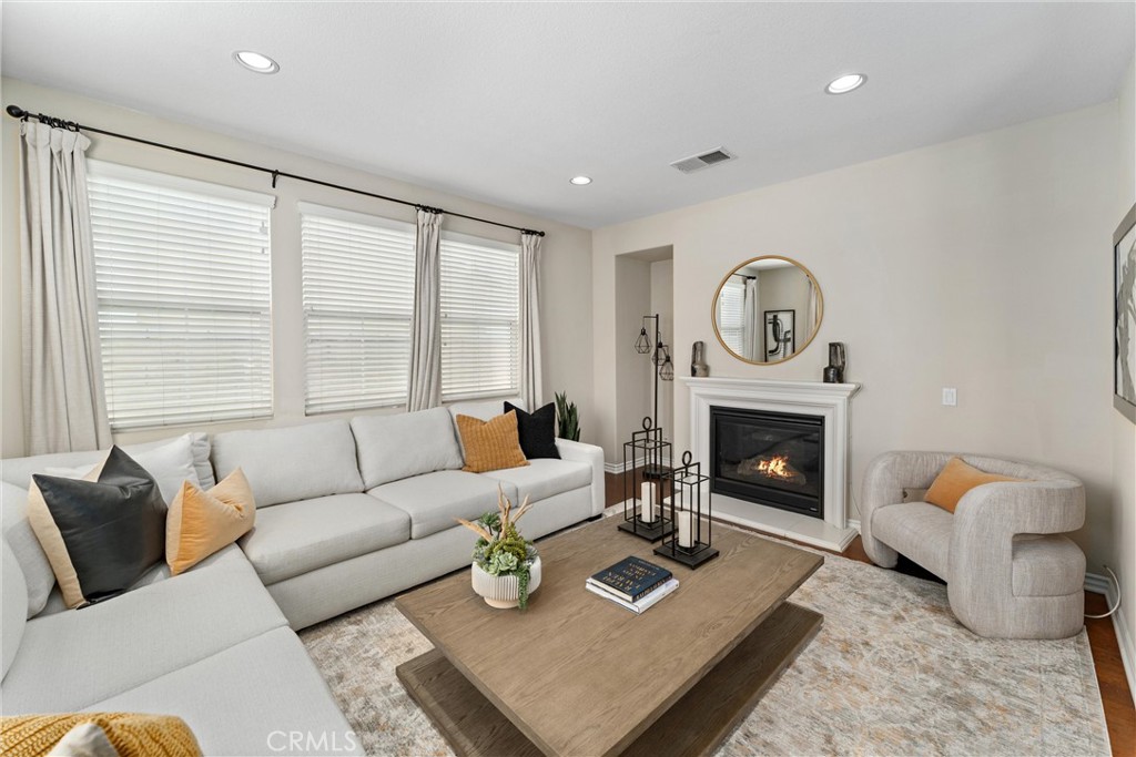 3229 Larkspur Street Property Photo 12