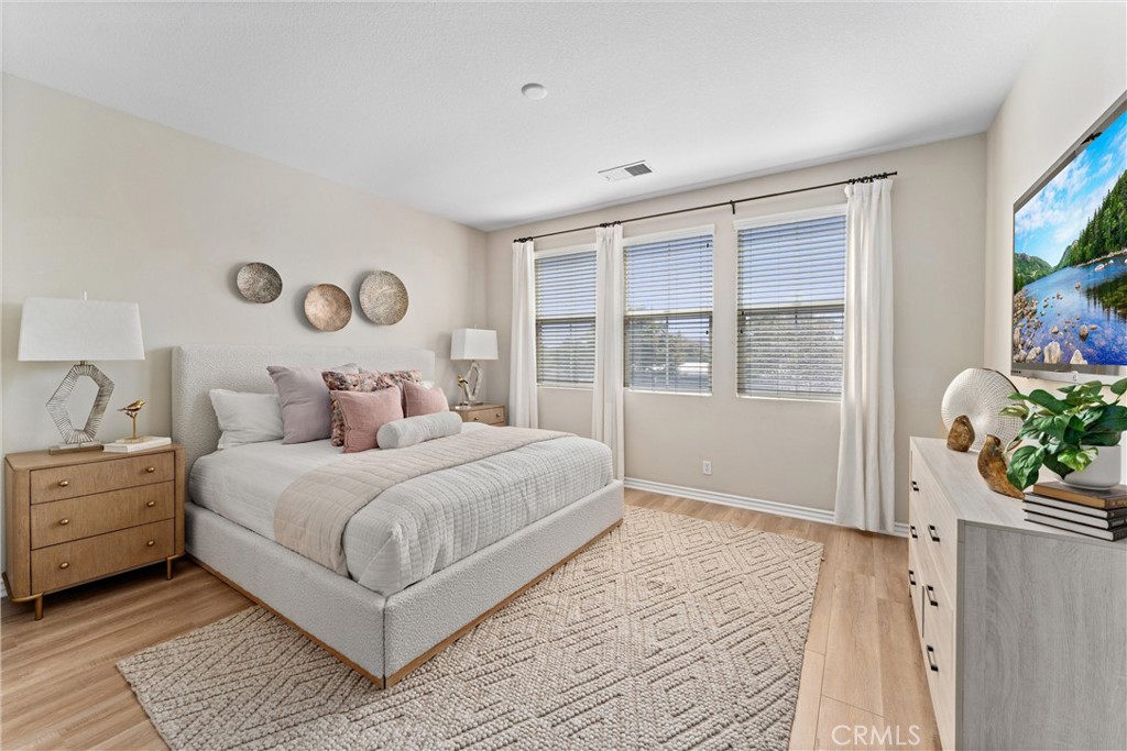 3229 Larkspur Street Property Photo 26