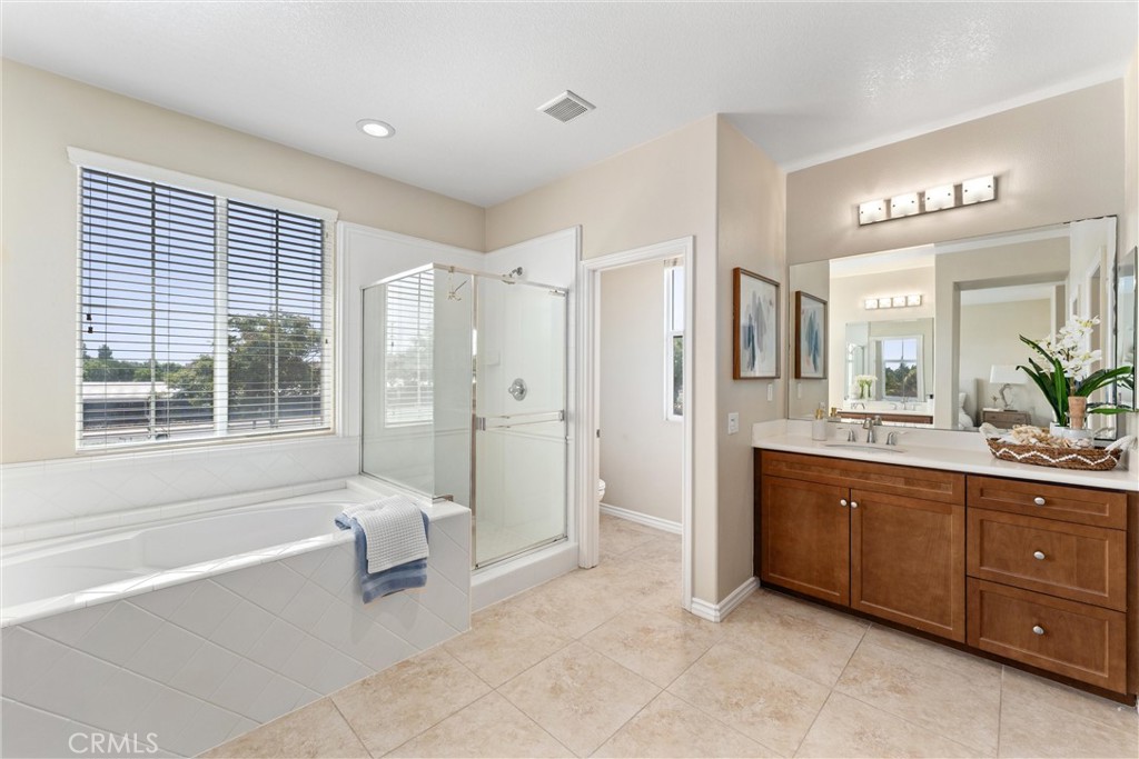 3229 Larkspur Street Property Photo 28