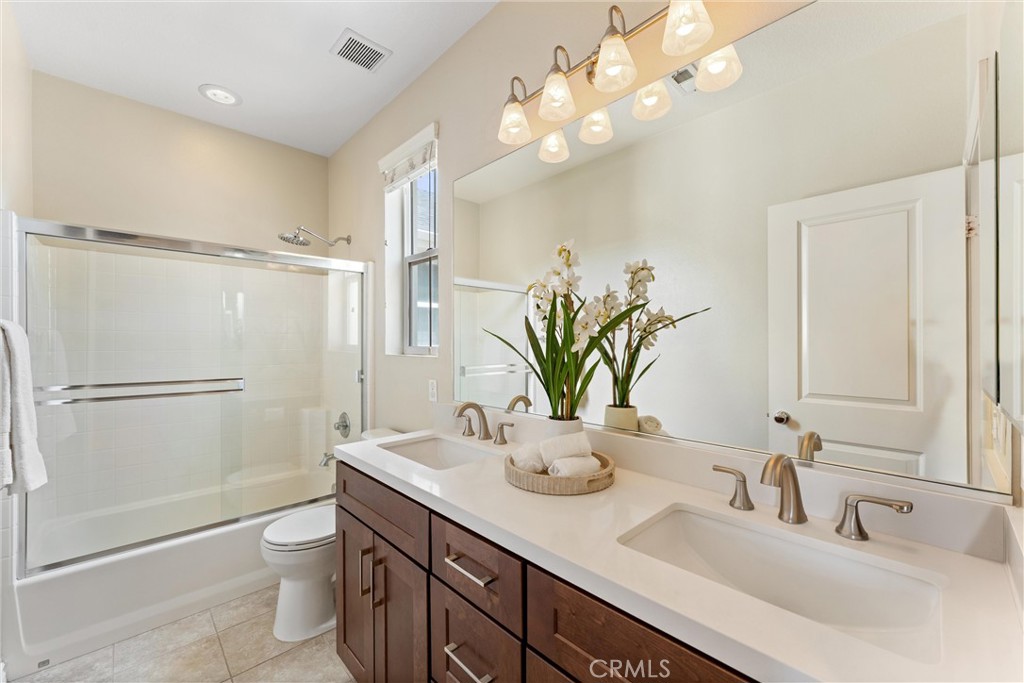 3229 Larkspur Street Property Photo 34