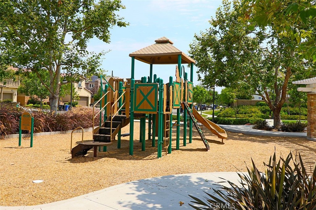 3229 Larkspur Street Property Photo 64