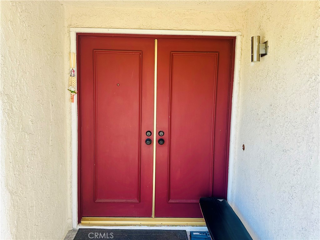 2111 Whitestone Drive Property Photo 4