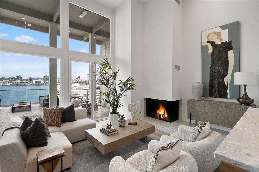 16449 Wimbledon Lane Property Photo 1