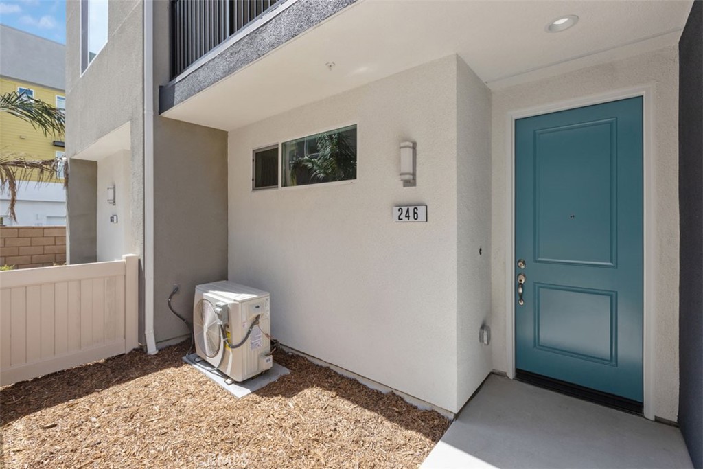 246 S Cascade Palm Drive Property Photo 1