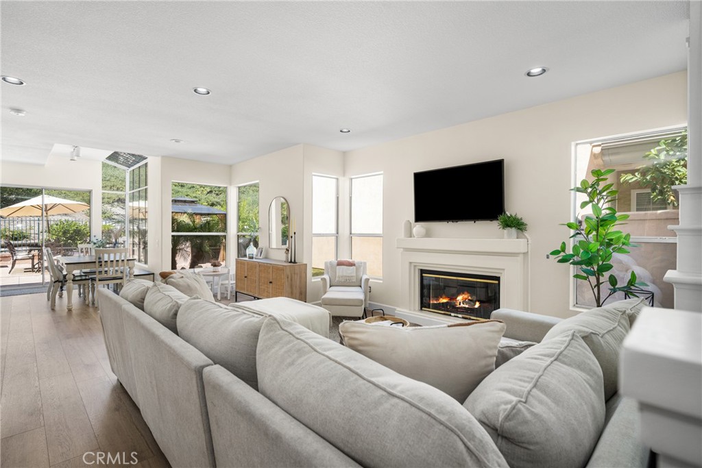 67 Blazewood Property Photo 1