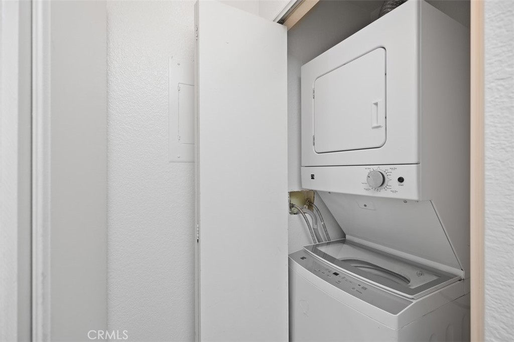 53 Anil Property Photo 7