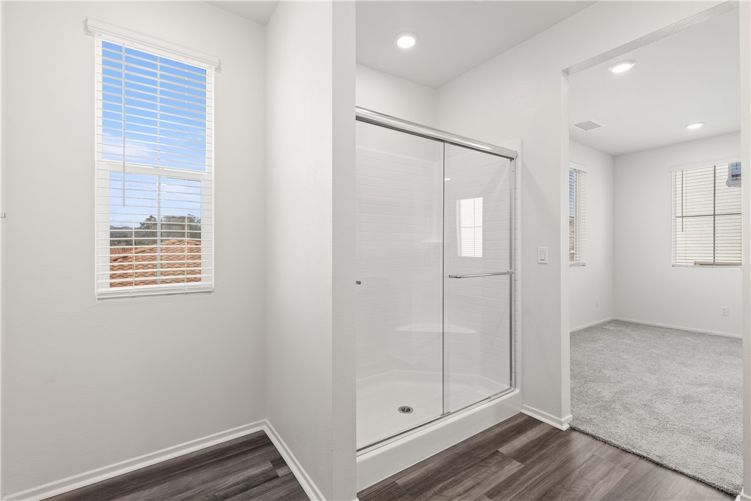 895 Brookdale Drive Property Photo 14