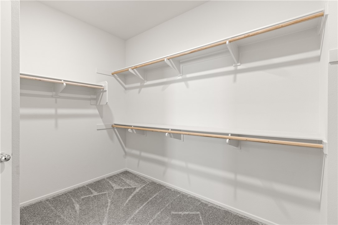 895 Brookdale Drive Property Photo 15