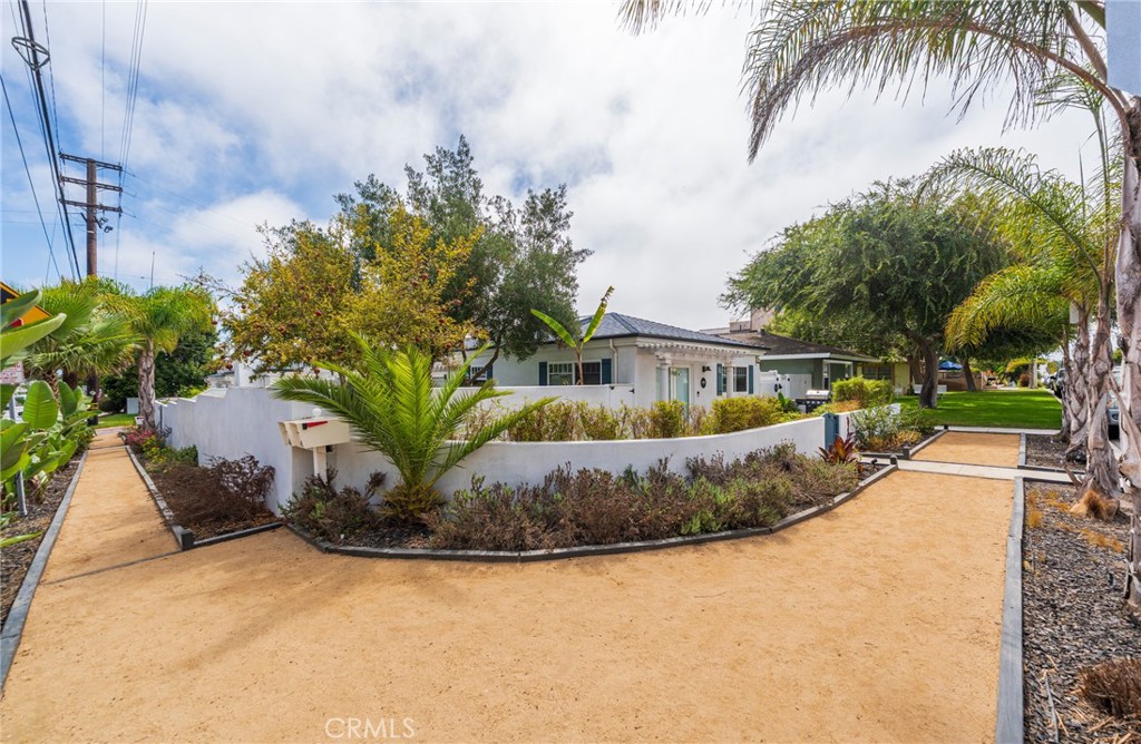 402 Indianapolis Avenue Property Photo 9